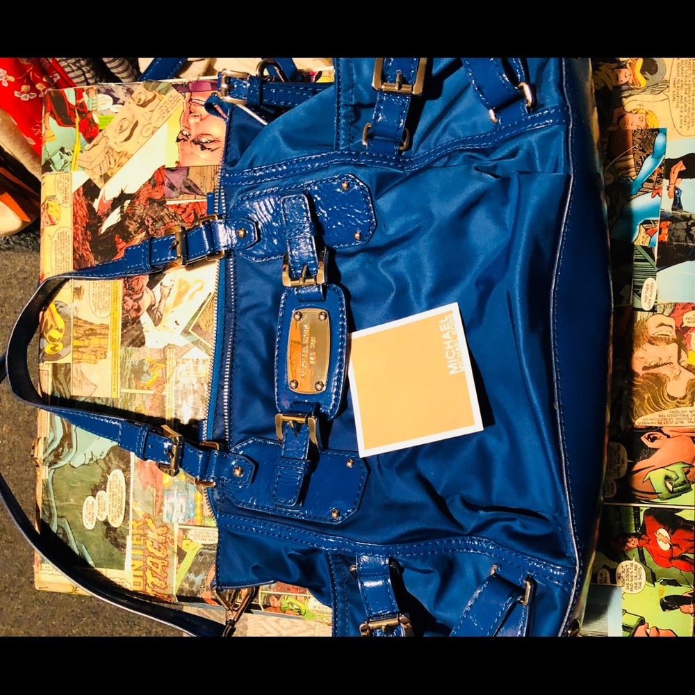 Royal blue Michael Kors Hamilton. - Picture 6 of 7